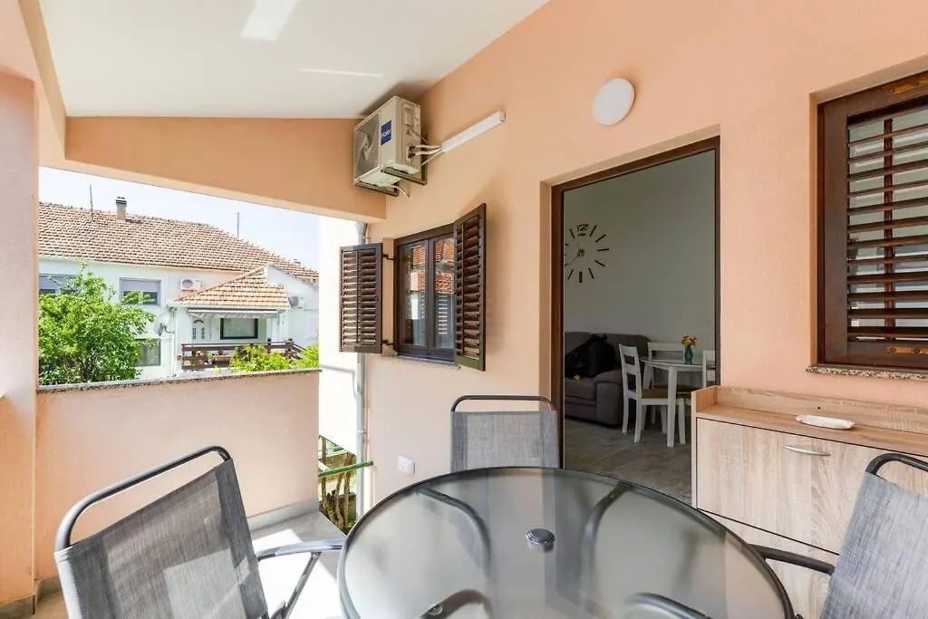 Apartment Sare Zadar
